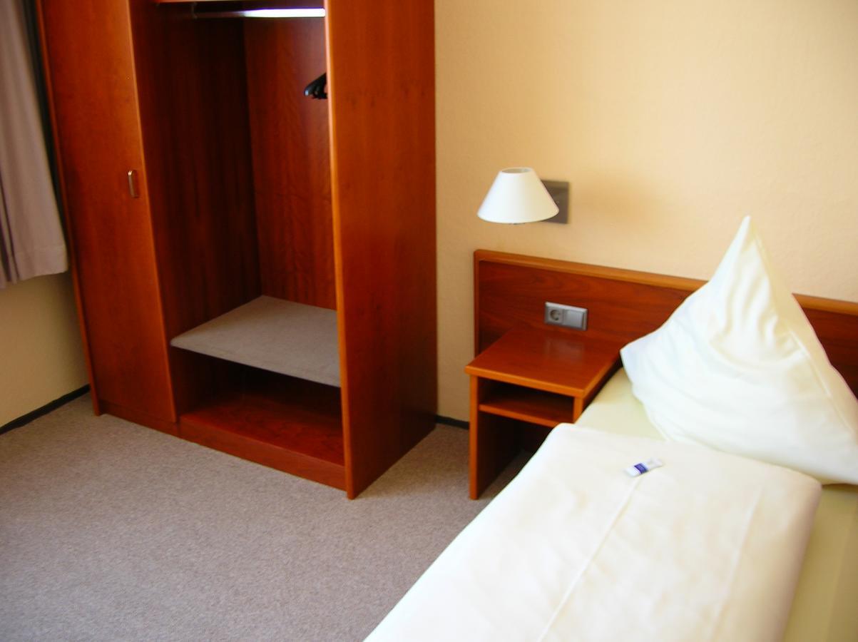 Hotel "Stadt Koethen" Koethen  Extérieur photo