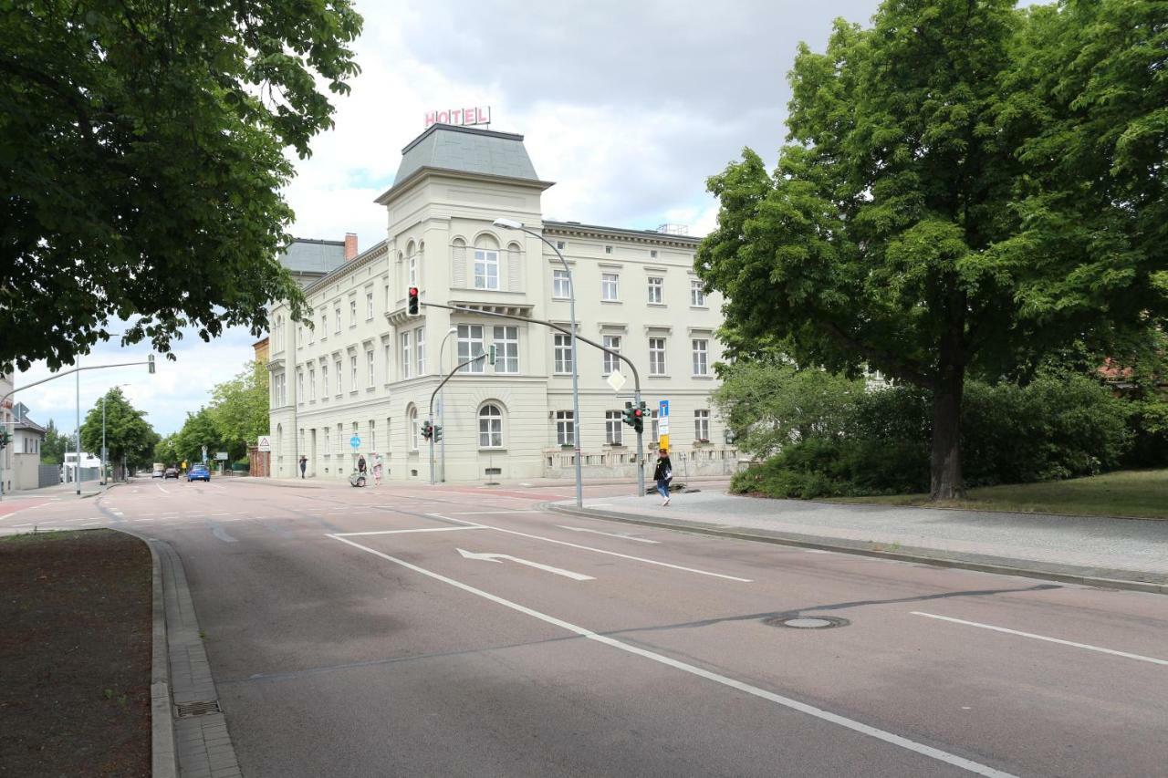 Hotel "Stadt Koethen" Koethen  Extérieur photo