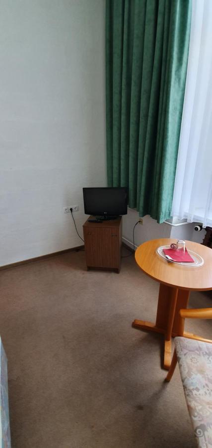 Hotel "Stadt Koethen" Koethen  Extérieur photo